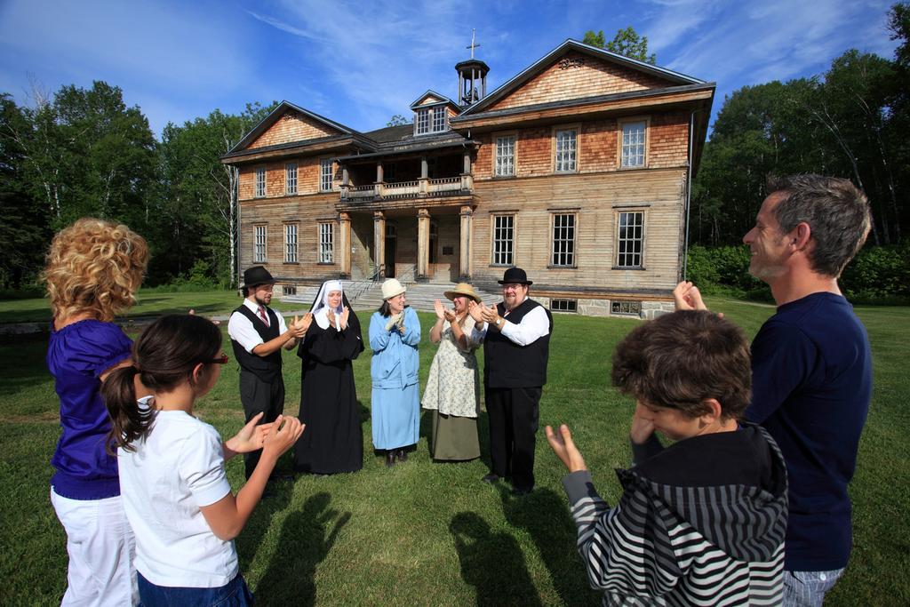 Village Historique De Val-Jalbert Chambord Eksteriør billede